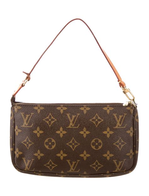 pochette lv price